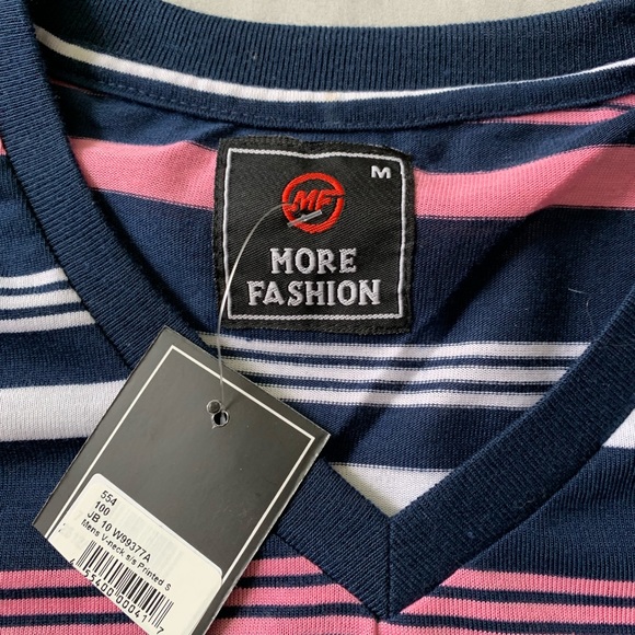 Men’s More Fashion V-Neck - Picture 1 of 2